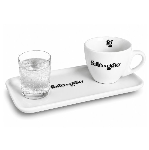 Porcelana Gisele - cod: 0102 - Pires Retangular com Xícara Café 65